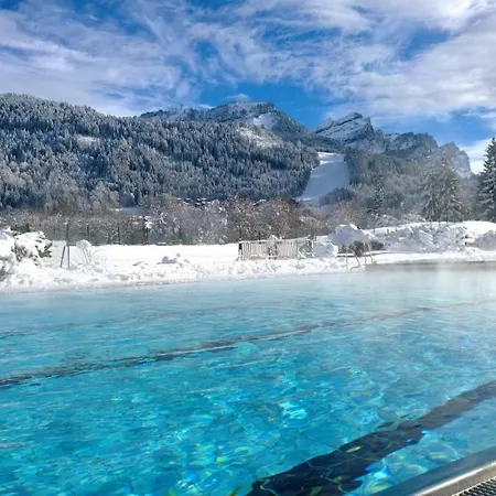 Bellevue Centre, Wifi, Mountain View * Les Carroz d'Araches